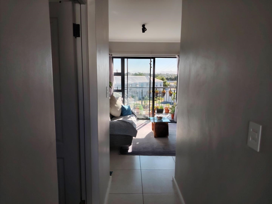 1 Bedroom Property for Sale in Sonstraal Heights Western Cape